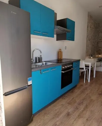 公寓 Central Studio Apartment *